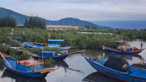 Bão Bualoi di chuyển nhanh, yêu cầu không để bất ngờ, bị động