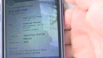 Công an TP Hồ Chí Minh thu nộp phạt bằng phương thức quét mã QR Code