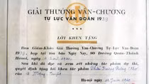 Nhà văn, ứng xử xã hội và sự "tự biết mình"