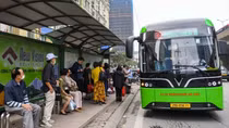 Xe buýt Hà Nội: Hợp lý hoá luồng tuyến, nâng cao chất lượng phục vụ người dân mỗi ngày