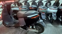 Bỏ tiền thật mua xe điện giả