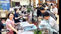 Từ hôm nay, giảm 50% loạt phí, lệ phí