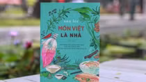 Món Việt, nhà Việt, người Việt và câu chuyện tình yêu