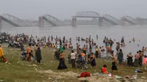 Người Myanmar loay hoay sinh tồn sau động đất