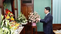 Chủ tịch nước Lương Cường thăm Khu di tích Chủ tịch Hồ Chí Minh