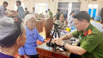 Tiếp tục “thắp lửa” hi vọng cho các liệt sĩ chưa biết tên