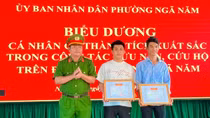 Khen thưởng 2 thanh niên dũng cảm cứu người bị đuối nước