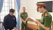 Tài xế xe tải gây tai nạn khiến bé gái tử vong rồi bỏ chạy