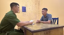 Bắt 3 cán bộ xã "tạo điều kiện" xây dựng trái phép trên đất nông nghiệp