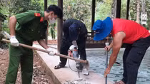 Công an tỉnh Quảng Nam tích cực tham gia xóa nhà tạm, nhà dột nát