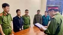 Hai anh em ruột rủ nhau đi trộm xe máy
