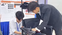 Chạm tay đến ước mơ bằng khoa học và lòng nhân ái