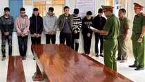 Khởi tố nhóm đối tượng dùng hung khí, vỏ chai bia gây rối trật tự công cộng trong đêm