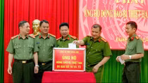 Công an tỉnh Khánh Hòa quyên góp 1,9 tỷ đồng ủng hộ đồng bào thiệt hại do thiên tai bão lũ