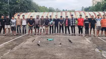 Cảnh sát hình sự ngăn chặn nhóm thanh niên mang hung khí đến tận nhà uy hiếp con nợ
