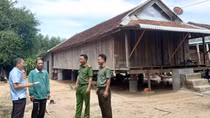 Quanh chuyện nhà sàn và bếp lửa của người Êđê ở Phú Yên