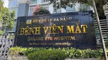 Bệnh viện Mắt Đà Nẵng nói gì về thông tin 'trừng mắt' với bệnh nhân?