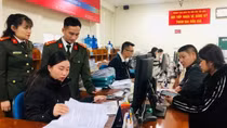 Người dân bất ngờ vì thủ tục nhanh chóng