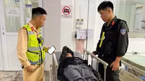 CSGT Phú Thọ kịp thời đưa người phụ nữ bị ngất xỉu trên đường đi cấp cứu