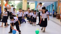 Nghiêm cấm việc ép buộc học sinh may, mua đồng phục trong năm học mới