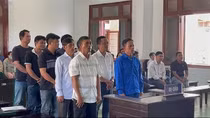 Để xảy ra phá rừng, khai thác cát trái phép, ba cán bộ lãnh án tù