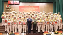 Tổng Bí thư: Đưa thi đua vào công việc hằng ngày, để từng CBCS đều có sáng kiến, hành động