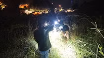 Xuyên đêm cứu nạn hai nam du khách lạc đường khi leo núi Cô Tiên