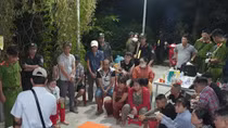 Khởi tố, tạm giam người phụ nữ cho thuê nhà để làm điểm đánh bạc