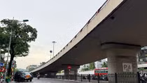 Hà Nội nêu quyết tâm xoá bỏ toàn bộ bãi xe gầm cầu
