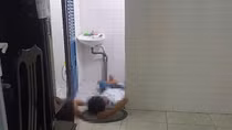 Người đàn ông tử vong bất thường trong nhà trọ ở Vĩnh Long