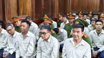 Cựu Chủ tịch tỉnh An Giang và đồng phạm hầu tòa