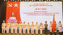Công an cửa khẩu Cảng hàng không quốc tế Tân Sơn Nhất đón nhận Huân chương Bảo vệ Tổ quốc hạng Nhì