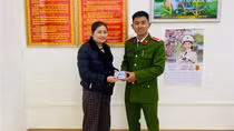 Trả tài sản cho người đánh rơi, Công an xã nhận thư cảm ơn
