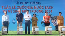 Hỗ trợ người dân Cà Mau bị ảnh hưởng do hạn hán, xâm nhập mặn