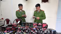 Bắt đối tượng chuyên bán ma tuý 'cỏ' cho học sinh