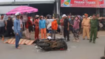 Va chạm với xe ô tô, 2 người tử vong