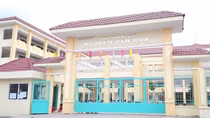 Phụ huynh bức xúc việc giáo viên in sẵn đơn xin không thi lớp 10 để học sinh điền tên
