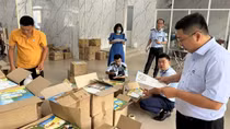 Tăng cường xử phạt, áp dụng công nghệ cao để chống nạn sách giả