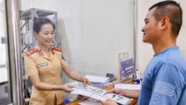 Người dân đăng ký xe thành công trên cổng dịch vụ công và VNeID