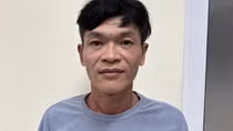 Vờ ra tay nghĩa hiệp rồi dở trò cướp giật
