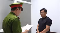 Chém người vì... "đòi tiền bo" cho bạn gái