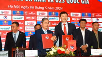 HLV Kim Sang-sik: "Tôi tự tin hoàn thành mục tiêu cùng bóng đá Việt Nam"