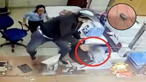 Tên cướp ngân hàng ở Lâm Đồng bắn bảo vệ sượt qua ngực