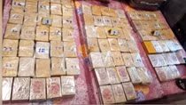 Triệt phá đường dây vận chuyển 184 bánh heroin