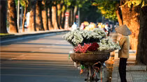 Mưa dông khắp 3 miền, Trung bộ trời nóng