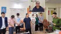 Dùng chiêu “điện thoại chính hãng giá rẻ” lừa hàng ngàn người, chiếm đoạt hơn 90 tỉ đồng