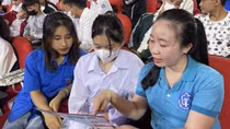 Đẩy mạnh công tác thu và phát triển người tham gia BHXH, BHYT, BHTN năm 2024