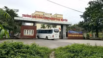 Vì sao hàng loạt học sinh ở Thái Nguyên nhập viện, 1 em tử vong?