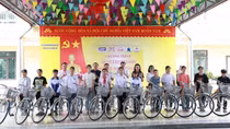 Nhà xuất bản Giáo dục Việt Nam tiếp tục hỗ trợ học sinh bị ảnh hưởng bởi bão số 3