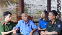 Bữa cơm cùng Mẹ Việt Nam anh hùng